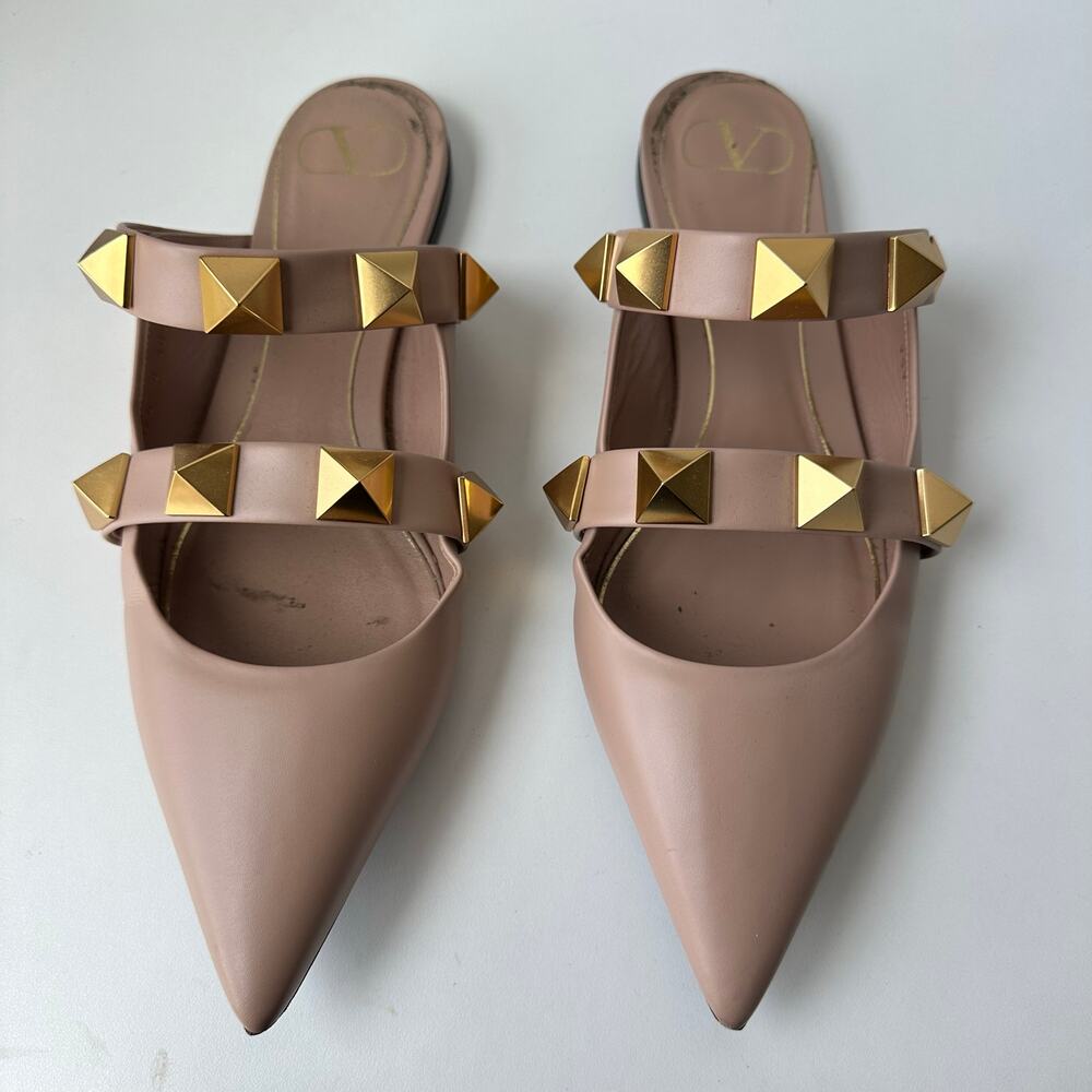 Valentino Garavani Roman Stud Flat Mule Nude Leather Gold Studs 40.5